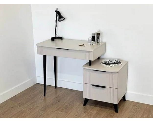 Стол туалетный Катрин кашемир / фрапучино матовый Стол туалетный Катрин кашемир / фрапучино матовый